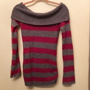 Striped long sleeve sweater scoop neck soft